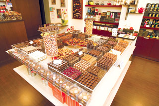 Mica librarie de ciocolata