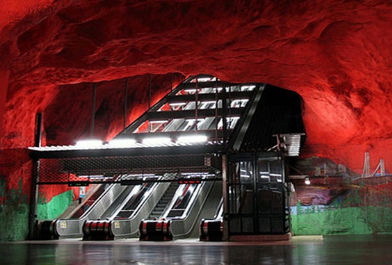 Vezi aici cele mai spectaculoase staţii de metrou din lume (GALERIE FOTO)