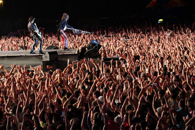 Aerosmith la Bucureşti: maşinăria inepuizabilă de Rock