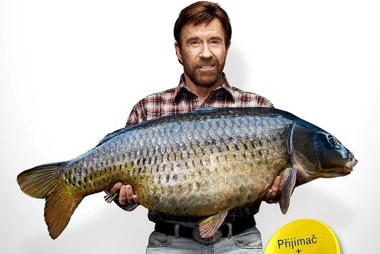 Brusli? Nu. Chuck Norris sau cum să faci reclame folosindu-te de vedeta care i-a făcut de cehi să mai uite de comunism - VIDEO