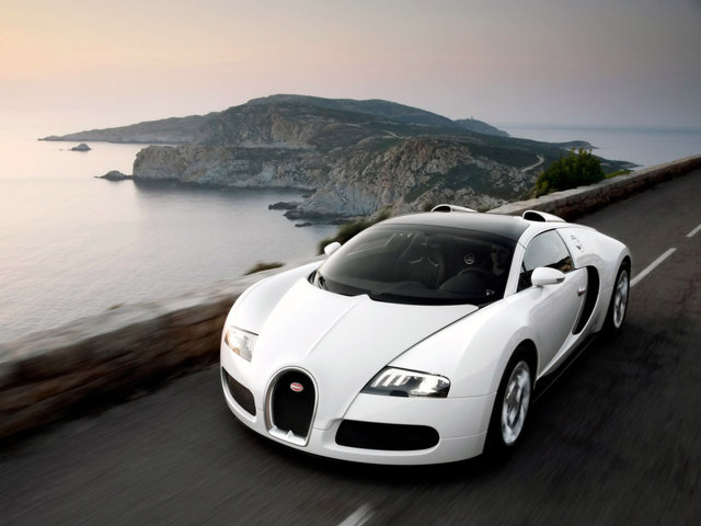 Ce vede un şofer de Bugatti Veyron la 360 km/oră. VIDEO