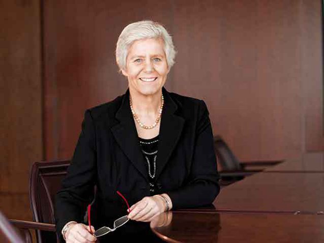 Christine Schillings, general manager al hotelului de patru stele Crowne Plaza, parte a lanţului ANA Hotels