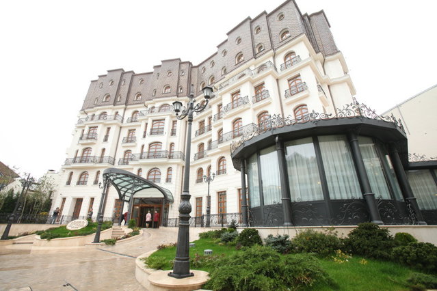 Cum arată cel mai nou hotel de cinci stele din Capitală - GALERIE FOTO