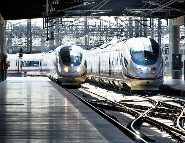 Cât costă să vă plimbaţi o lună cu trenul prin Europa?