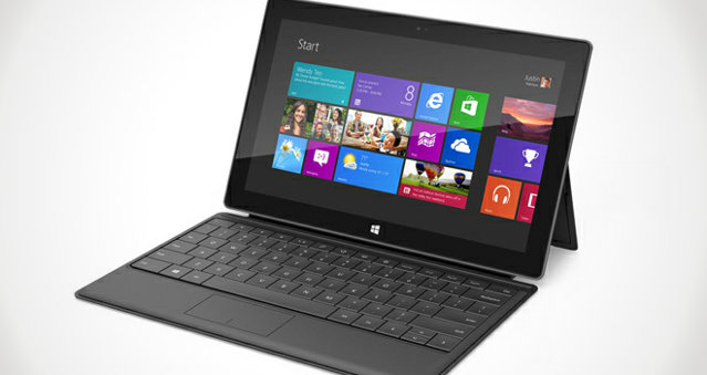 Un avocat a dat în judecată Microsoft pentru că nu i-a plăcut tableta Surface pe care a cumpărat-o