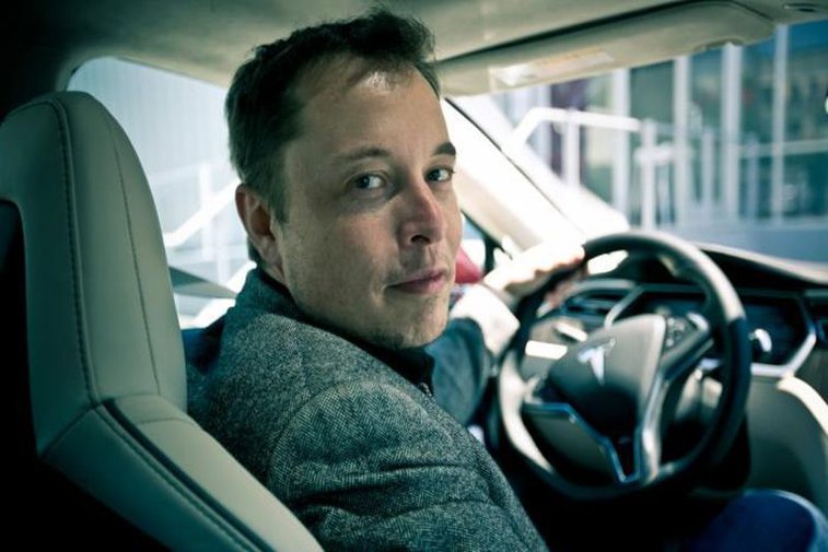 Imaginea articolului Musk anunţă că Tesla va deschide prima sa fabrică din China, până la finele acestui an