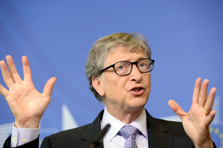 Imaginea articolului Ce cărţi mai citeşte Bill Gates? Află topul titlurilor preferate al miliardarului american