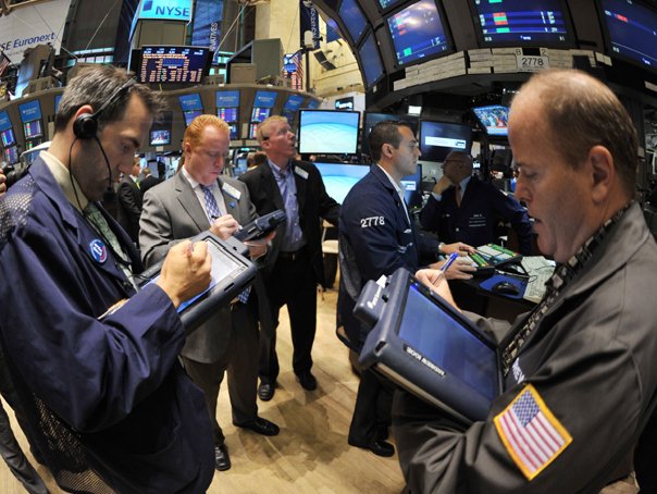 Imaginea articolului Bursa de la New York începe anul în scădere pentru PRIMA DATĂ din 2008. Aurul, în urcare
