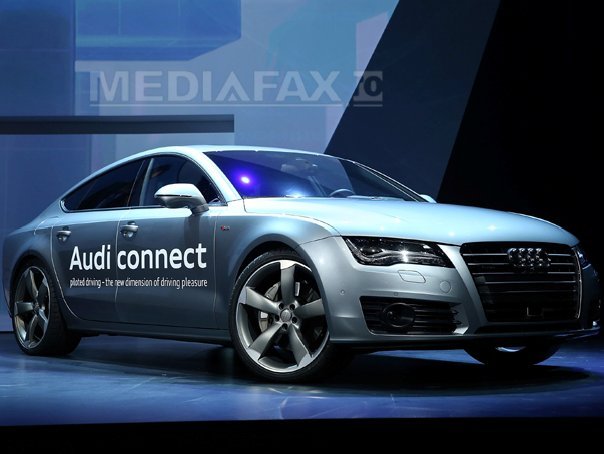 Imaginea articolului BMW şi Audi au prezentat la CES sisteme de pilot automat pentru parcare sau trafic aglomerat