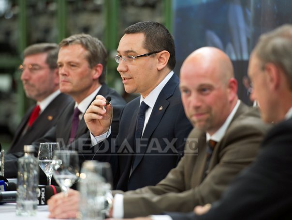 Imaginea articolului Ponta: În 2015, de la fabrica Daimler din Sebeş până la graniţa cu Ungaria se va merge pe autostradă