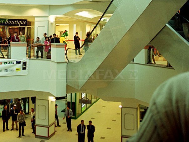 Imaginea articolului Vânzările centrelor comerciale din România ar trebui să crească în medie cu 3,5% în 2014