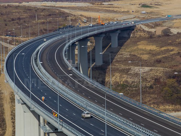 Imaginea articolului Lotul 3 al Autostrăzii Sibiu-Orăştie, de 22 de kilometri, a fost inaugurat de Ioan Rus