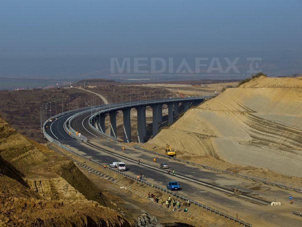 Imaginea articolului Guvernul a anunţat că Ponta a făcut 293 kilometri de autostradă, după care a explicat că doar au fost deschişi în mandatul lui