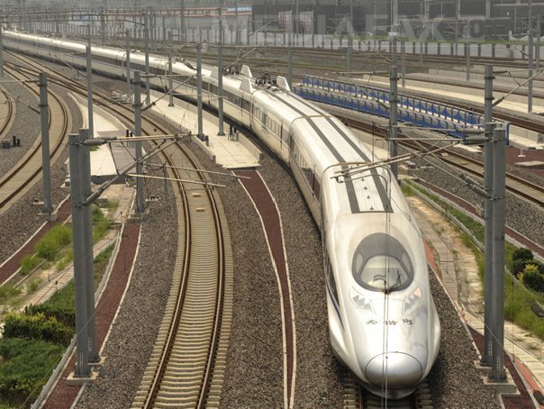 Imaginea articolului Rusia şi China investesc 242 miliarde de dolari într-o cale ferată de mare viteză Moscova - Beijing