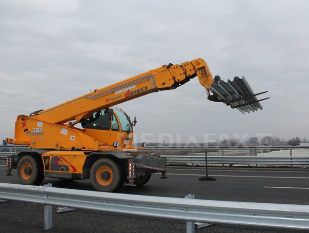 Imaginea articolului CNADNR a amânat recepţia primului lot al autostrăzii Nădlac-Arad, existând lucrări neexecutate