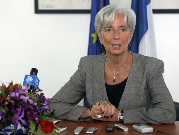 Imaginea articolului Lagarde: FMI este "încântat" să coopereze cu banca pentru investiţii condusă de China