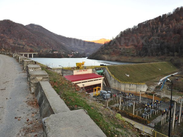 Imaginea articolului CE: Contractele prin care Hidroelectrica a furnizat energie către 12 companii nu sunt ajutor de stat
