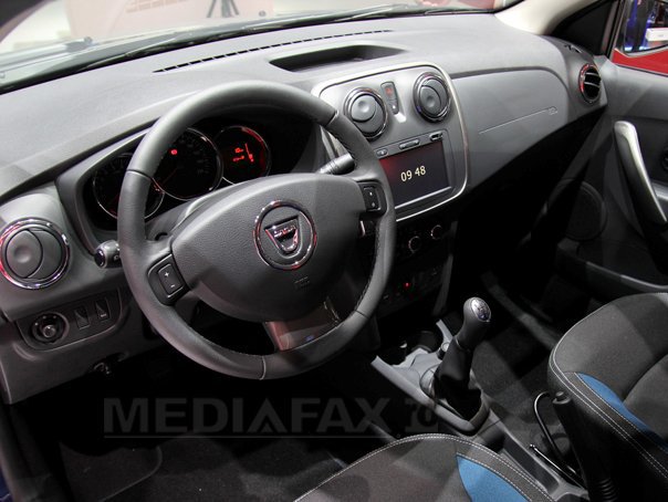 Imaginea articolului PREMIERĂ pentru Dacia: Renault prezintă la Frankfurt transmisia automată pentru Logan şi Sandero