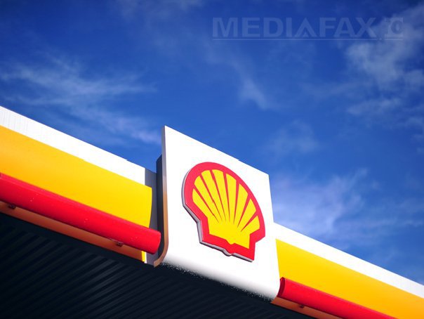 Imaginea articolului Profitul Shell a scăzut cu până la 50% în trimestrul 4; 10.000 de posturi vor fi desfiinţate