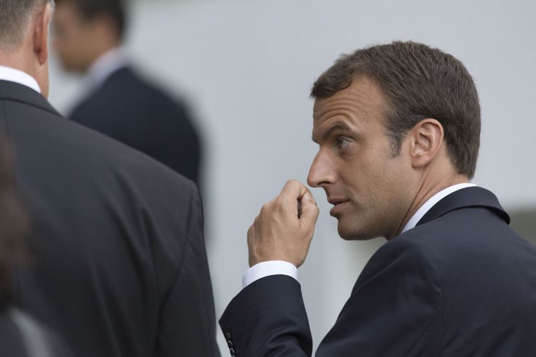 Imaginea articolului COMENTARIU | Noua Europă a lui Macron: Nu vă mai încăpăţânaţi să vreţi salarii mici