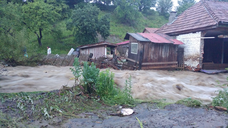 Imaginea articolului DESPĂGUBIRI pentru inundaţii: PAID are banii pregătiţi, ce trebuie să facă proprietarii afectaţi