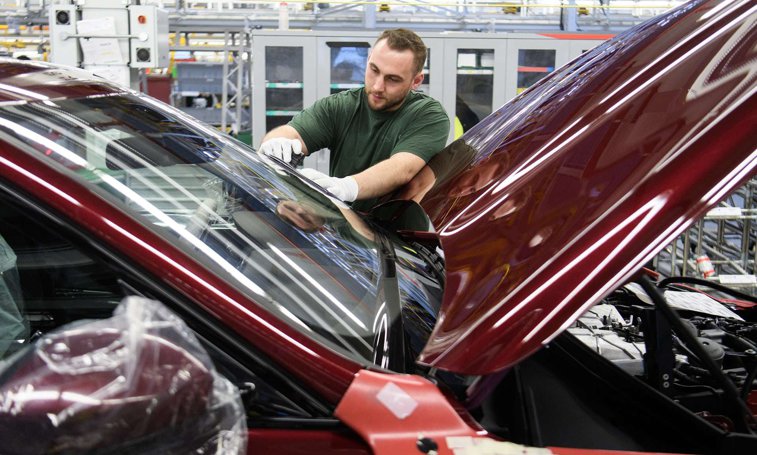 Imaginea articolului Încă o companie auto avertizează că ar putea închide unele fabrici din Marea Britanie după Brexit