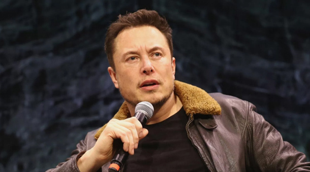 Imaginea articolului Unul dintre angajaţii de top ai lui Elon Musk şi-a dat demisia exact înainte de raportările financiare pe trimestrul doi