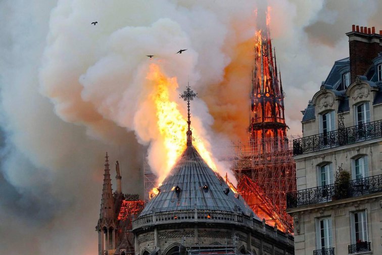 Imaginea articolului Marile companii franceze se solidarizează pentru restaurarea Catedralei Notre-Dame/ Suma la care ajung donaţiile
