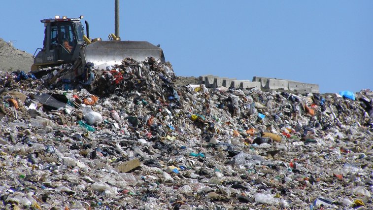 Imaginea articolului BBC: România importă gunoi la greu, deşi nu reciclează mai mult de 1% din propriile deşeuri