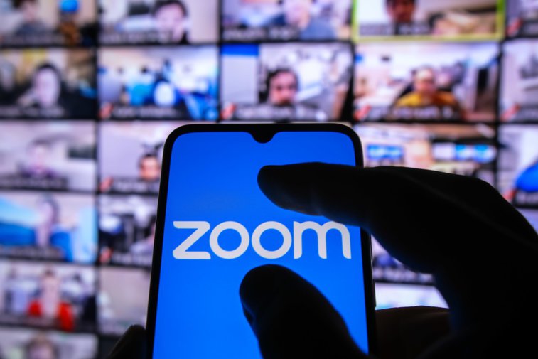 Imaginea articolului Google interzice angajaţilor să folosească aplicaţia Zoom de pe laptop. Motivul din spatele deciziei