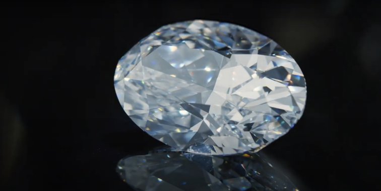 Imaginea articolului Un diamant extrem de rar s-a vândut la licitaţie pentru o sumă incredibilă. Experţii susţin că achiziţia a fost o afacere profitabilă
