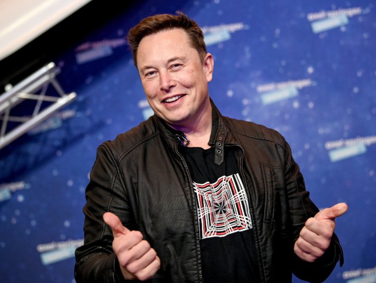 Imaginea articolului Tesla intră în S&P 500. Musk îi încurajează pe oameni să cumpere acţiuni