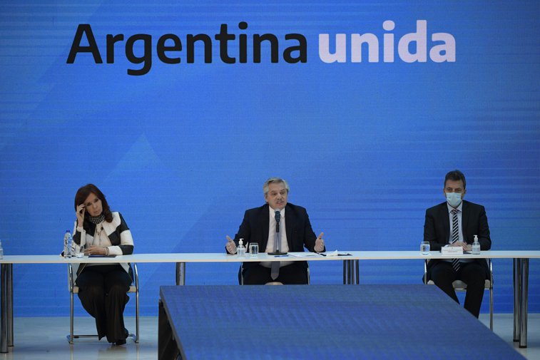 Imaginea articolului Argentina introduce taxa milionarilor. Guvernul a luat această decizie pentru a acoperi cheltuielile generate de pandemie 