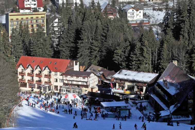 Imaginea articolului Zăpezile de primăvară salvează HORECA. Turiştii revin în staţiunile montane, gata de schi