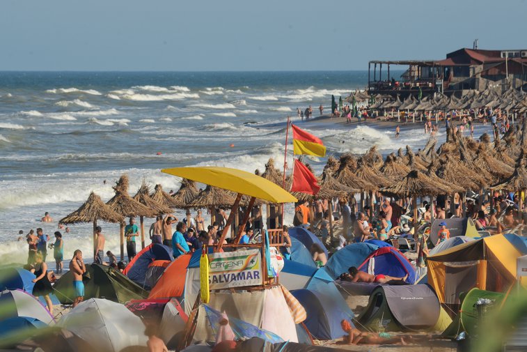 Imaginea articolului Cererea pentru litoralul românesc s-a dublat faţă de 2020