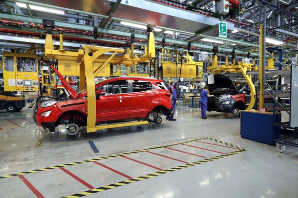 Imaginea articolului Ford a atins pragul de 1 milion de maşini produse la uzina de la Craiova 