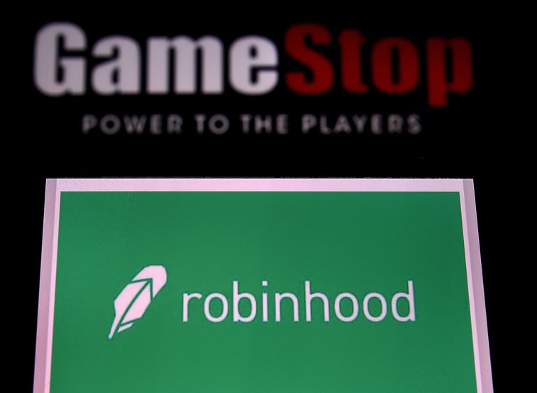 Imaginea articolului Un an de la fenomenul GameStop: Wall Street se uită cu atenţie asupra investitorilor de retail