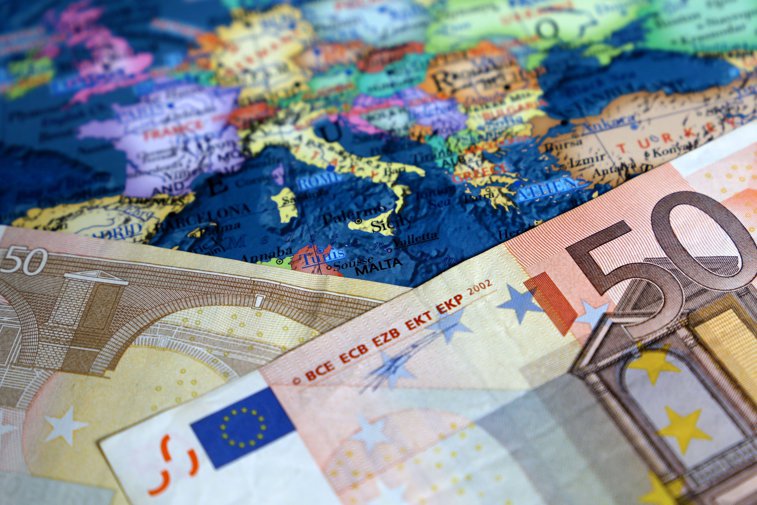 Imaginea articolului Aproape toate statele din UE au crescut salariile minime pe economie în 2023 din cauza inflaţiei