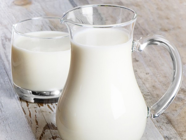 Imaginea articolului Analiză: vânzările de lapte în retail din România au crescut cu 14% în 2022 