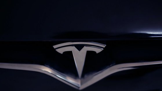 Imaginea articolului Tesla majorează preţurile modelelor premium S şi X cu 2.750 de dolari în China