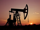 Imaginea articolului Petrolul, noi creşteri pe fondul reducerilor de producţie din iulie ale Arabiei Saudite