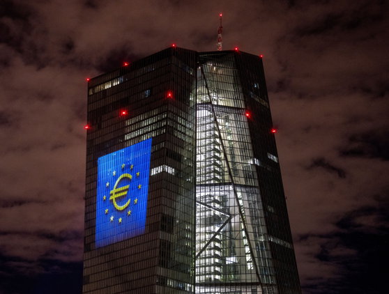 Imaginea articolului BCE avertizează UE să nu introducă o taxă excepţională asupra activelor ruseşti îngheţate