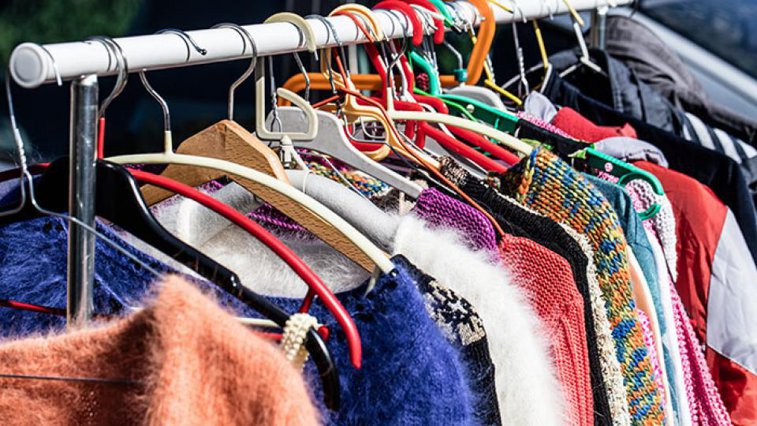 Imaginea articolului Studiu: Anul trecut, românii au cheltuit online 2,6 mld.euro pe haine şi încălţăminte