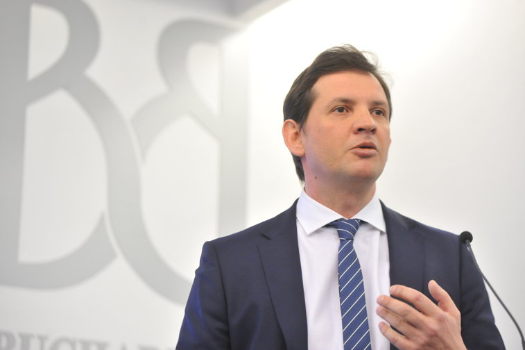 Imaginea articolului ASF a aprobat prelungirea mandatului de CEO al lui Adrian Tănase până la final de 2024