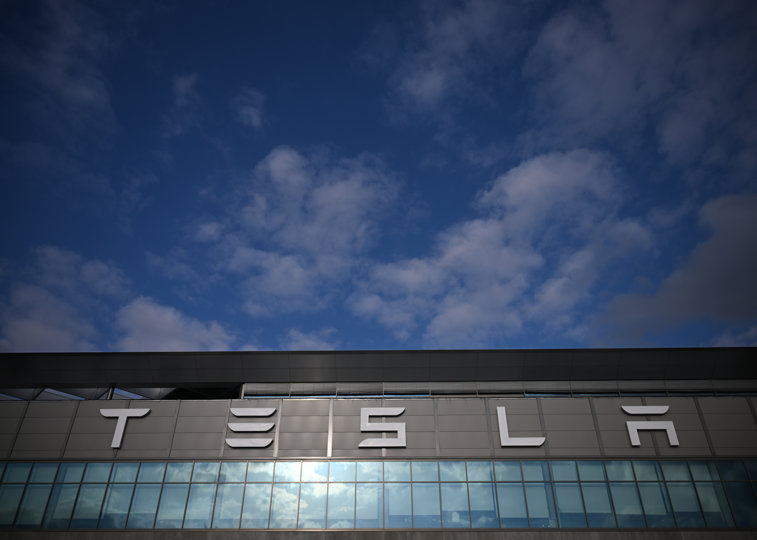 Imaginea articolului Tesla vrea să investească până la 3 miliarde de dolari într-o fabrică în India