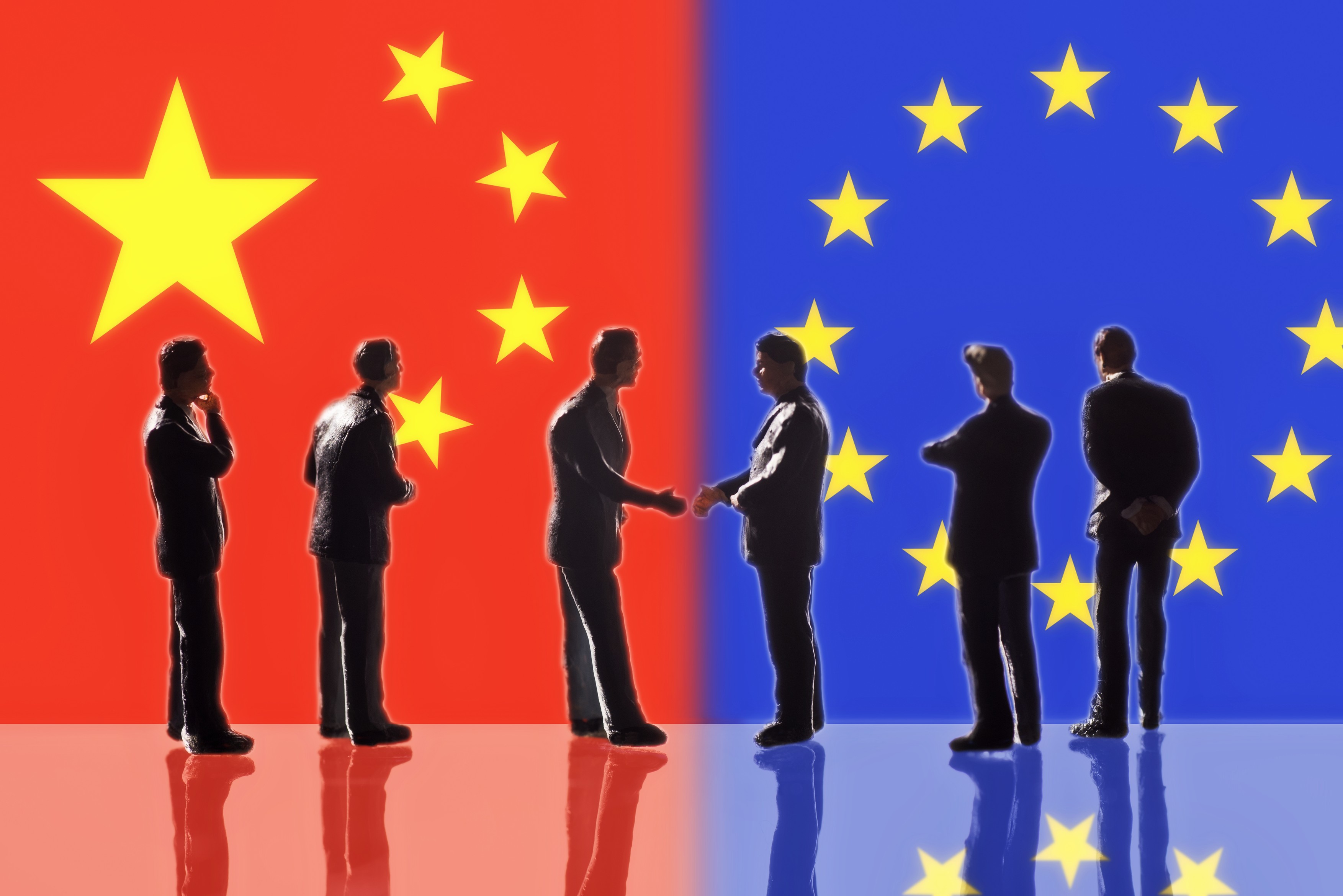 Proporţia firmelor europene care consideră China o destinaţie de top pentru investiţii a atins un nivel minim