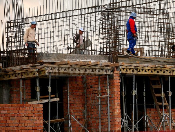Imaginea articolului România a consemnat în iulie cea mai mare scădere a activităţii din construcţii din UE