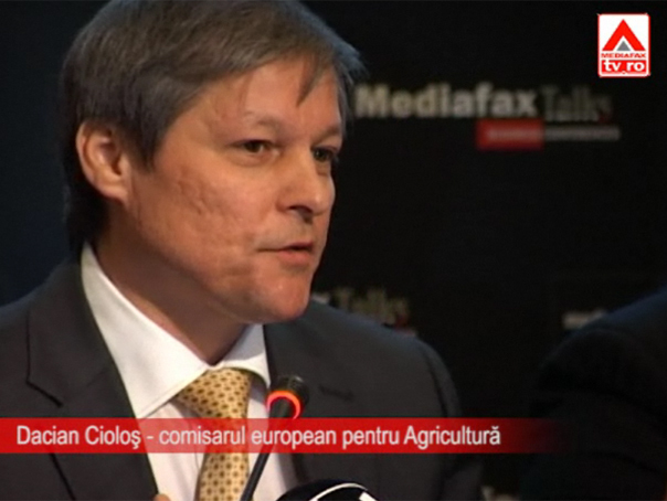 Imaginea articolului CONFERINŢĂ MEDIAFAX - Cioloş: Comisia Europeană propune o plată directă la hectar cu 25% mai ridicată pentru tinerii agricultori - VIDEO