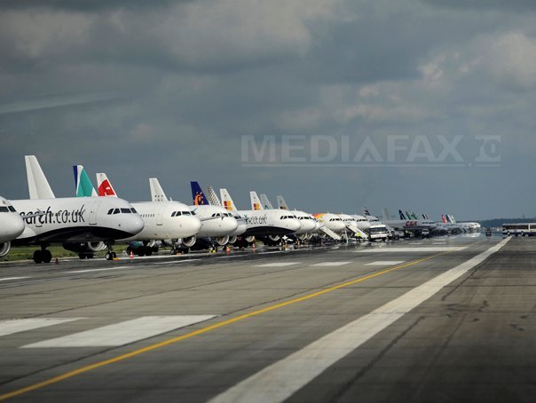Imaginea articolului Record de trafic pe cele două aeroporturi din Bucureşti la finala Europa League 2012
