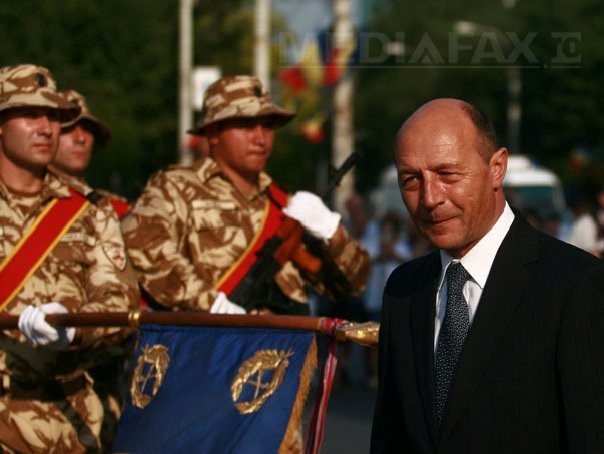 Imaginea articolului Traian Băsescu îi primeşte joi pe preşedintele Georgiei şi pe prim viceprim-ministrul Libiei 